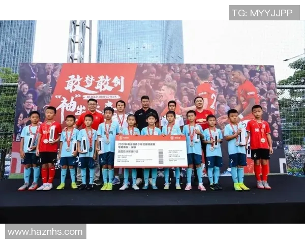 深圳足球队强势崛起荣登足球状态排行榜第三名引发关注