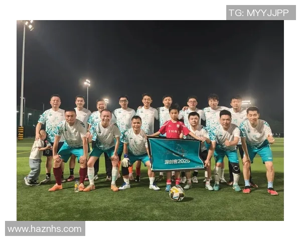 各大足球明星在不同俱乐部的效力历程与成就分析